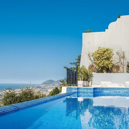 Schoenes Ferienhaus In Sao Goncalo Mit Privatem Pool