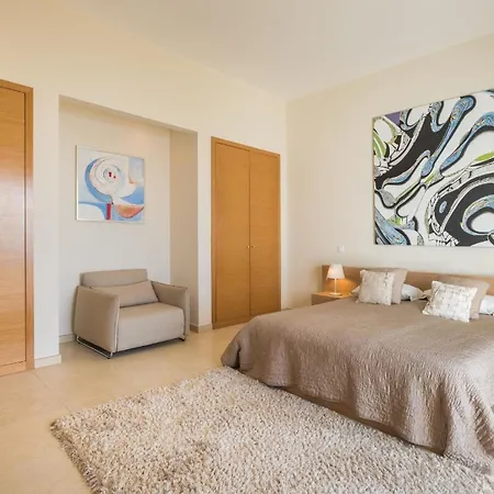 Holiday home Schoenes Ferienhaus In Sao Goncalo Mit Privatem Pool