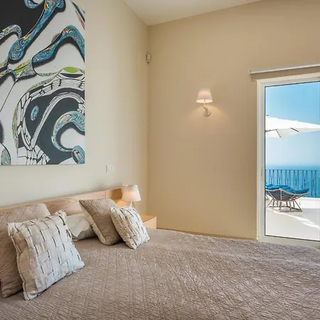 Schoenes Ferienhaus In Sao Goncalo Mit Privatem Pool Holiday home *