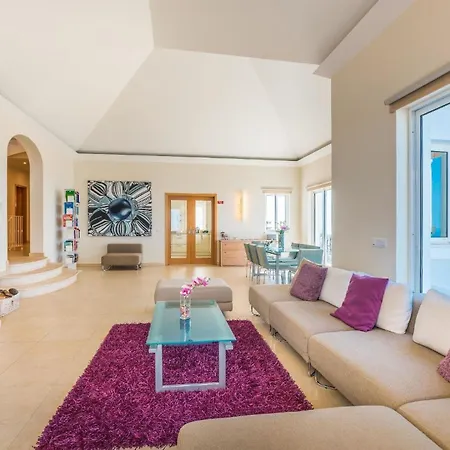 Schoenes Ferienhaus In Sao Goncalo Mit Privatem Pool *